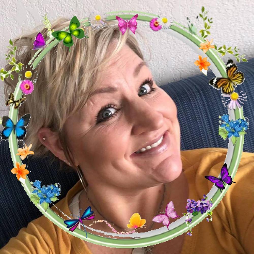 Meet your Posher, Stephanie